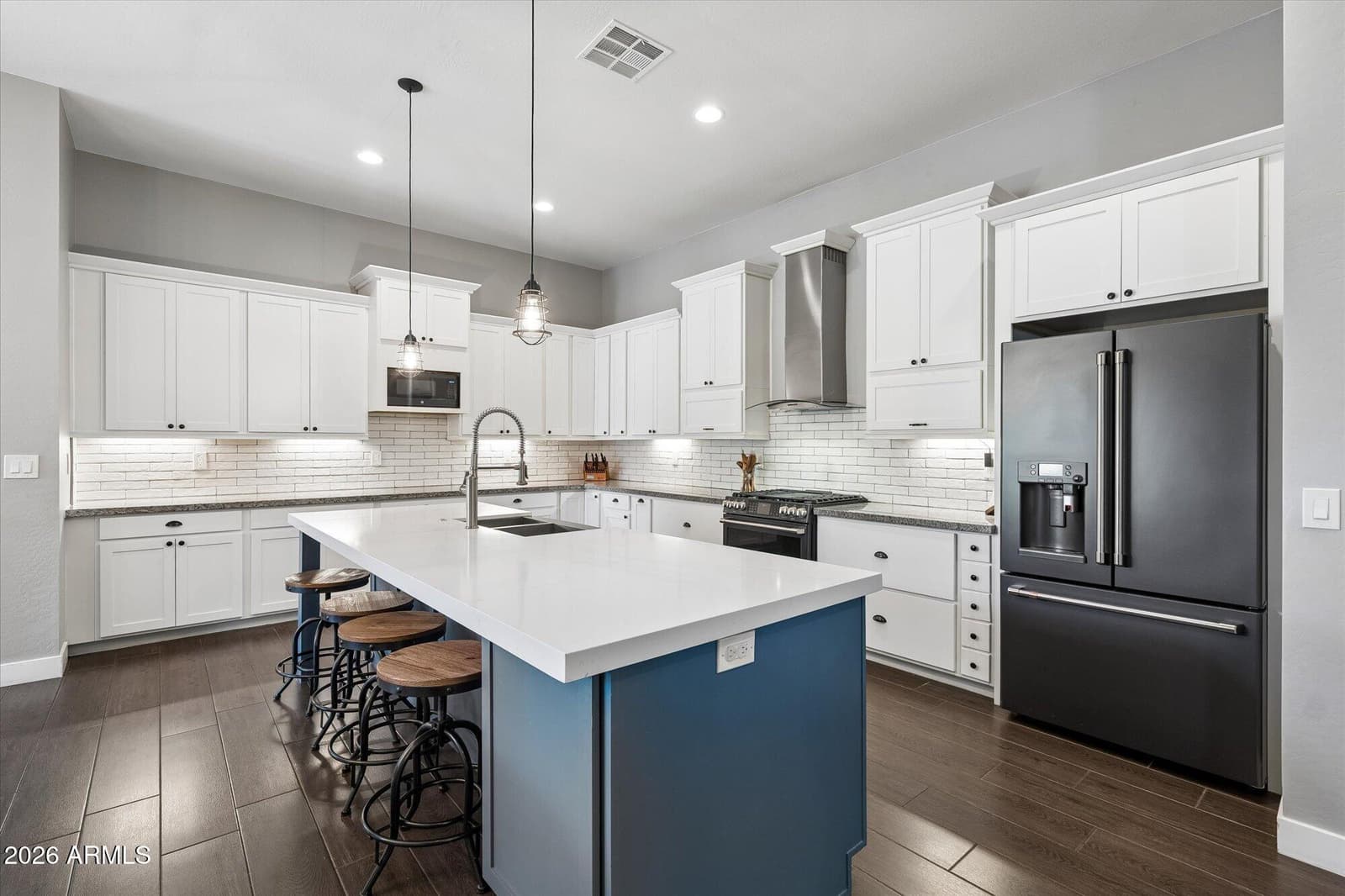 3324 E OSBORN Road, Phoenix, AZ 85018 — photo 14 of 50