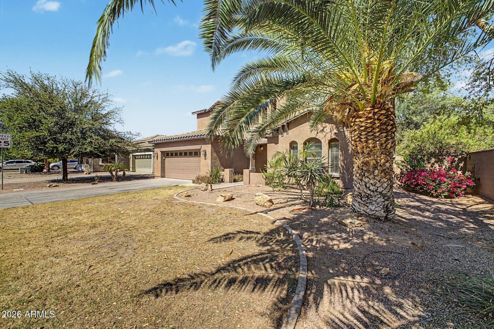 2789 S BUTTE Lane, Gilbert, AZ 85295 — photo 3 of 27