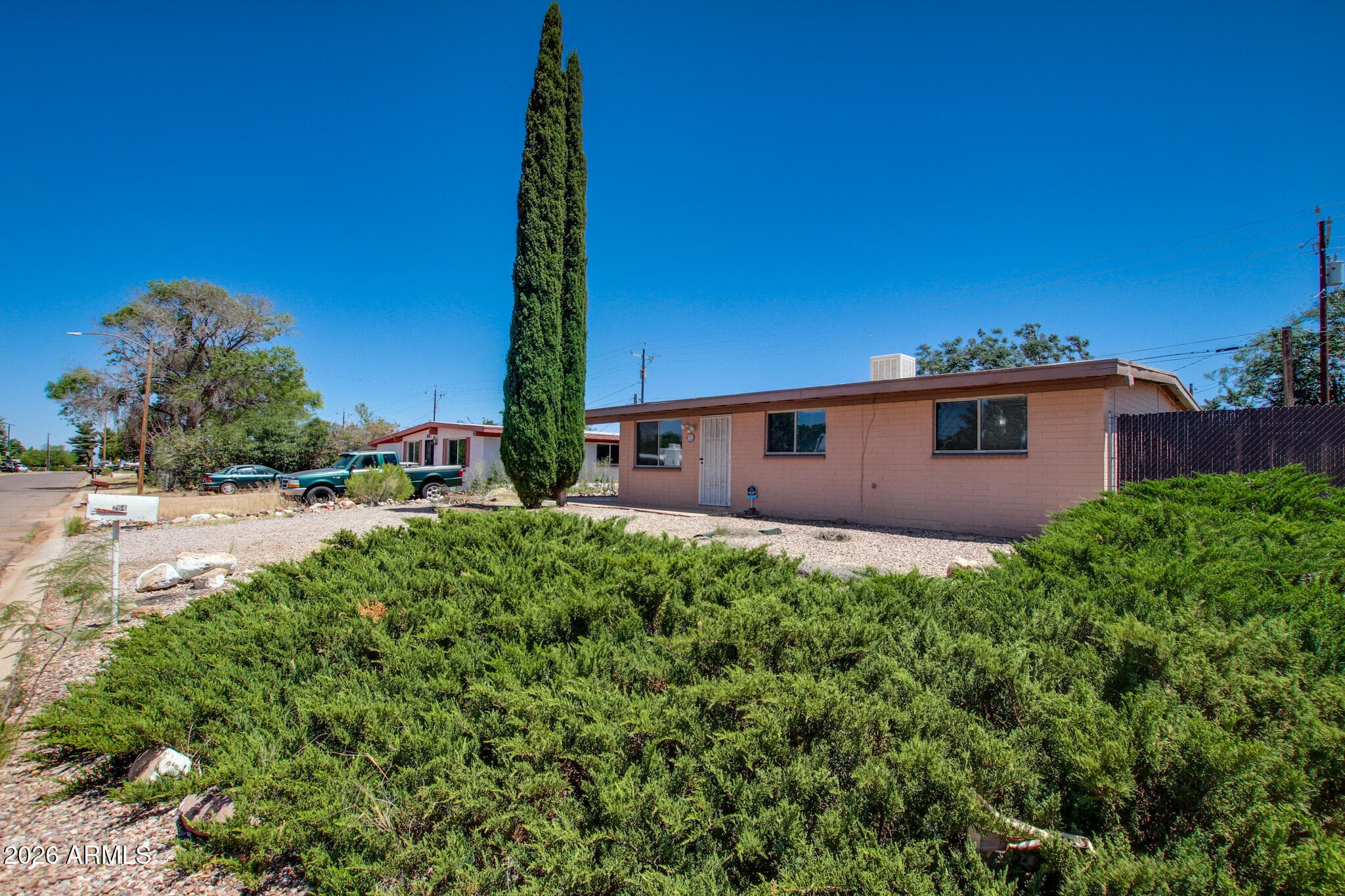 264 W BUSBY Drive, Sierra Vista, AZ 85635 — photo 1 of 21
