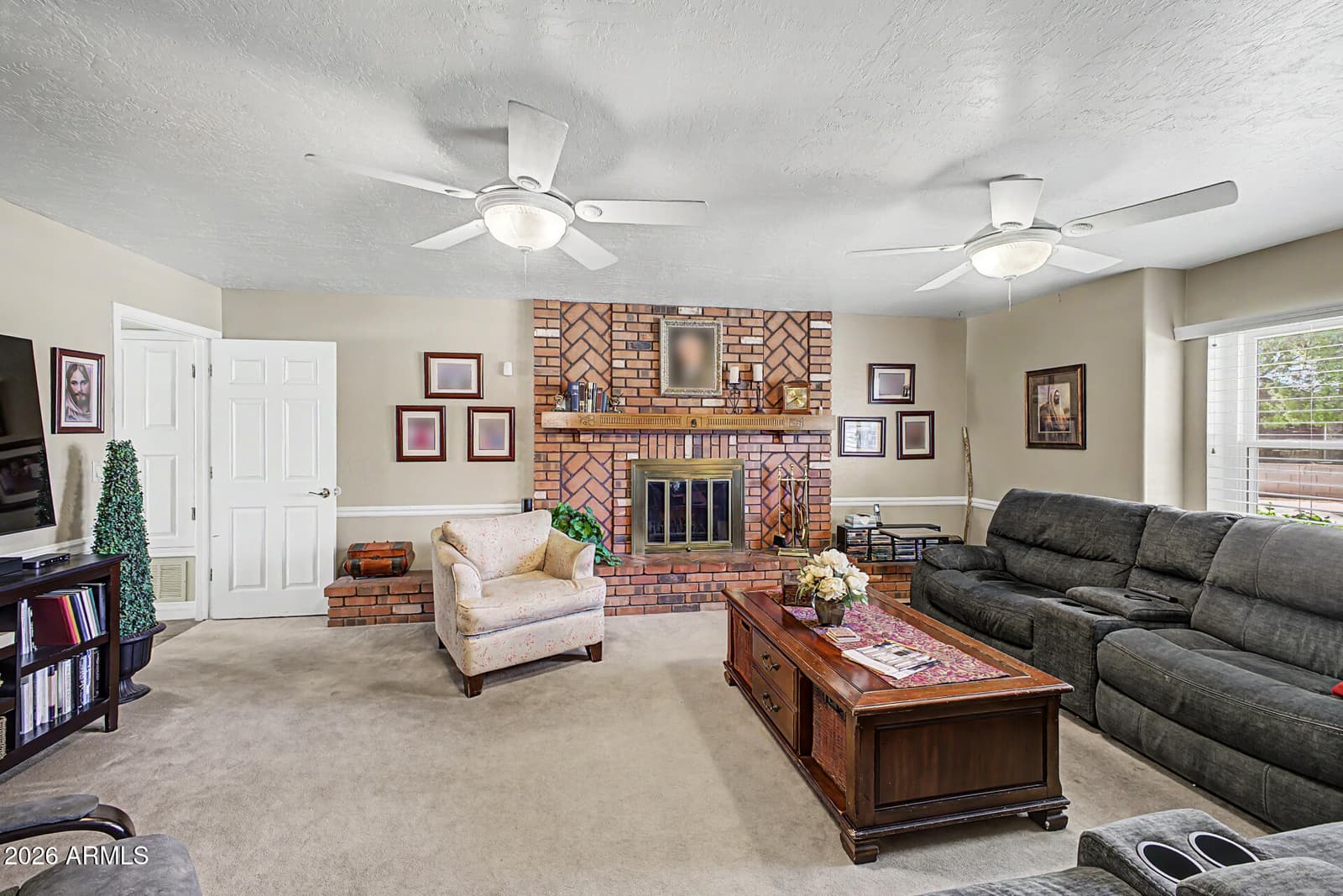 2451 N FOREST Circle, Mesa, AZ 85203 — photo 10 of 32