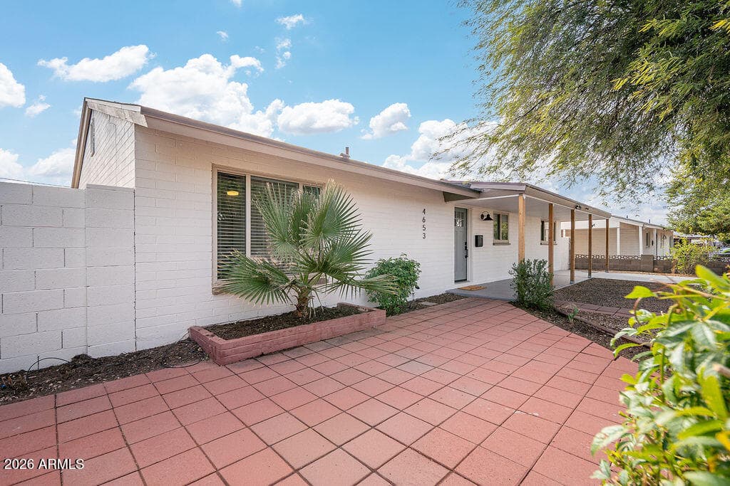 4653 E ALMERIA Road, Phoenix, AZ 85008 — photo 3 of 36