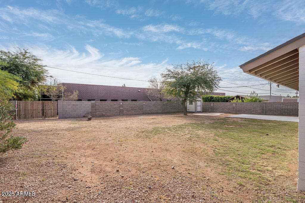 4653 E ALMERIA Road, Phoenix, AZ 85008 — photo 33 of 36