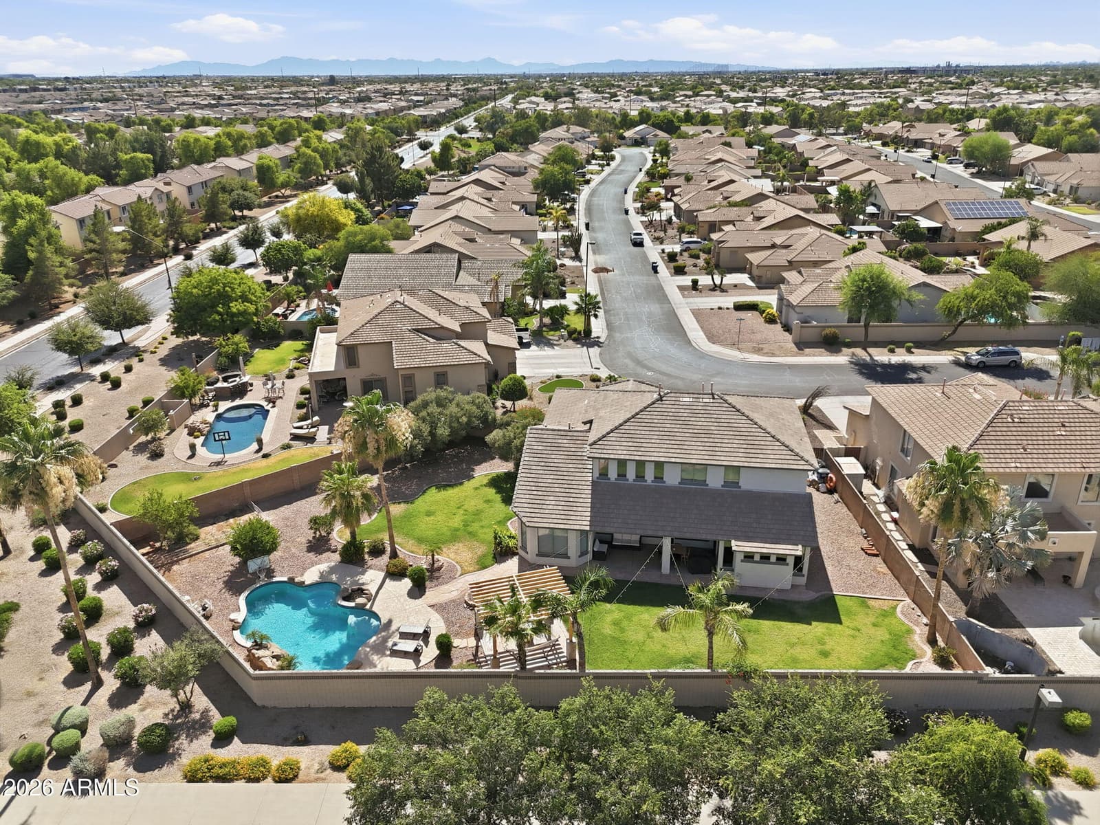 1961 S PHEASANT Drive, Gilbert, AZ 85295 — photo 4 of 60