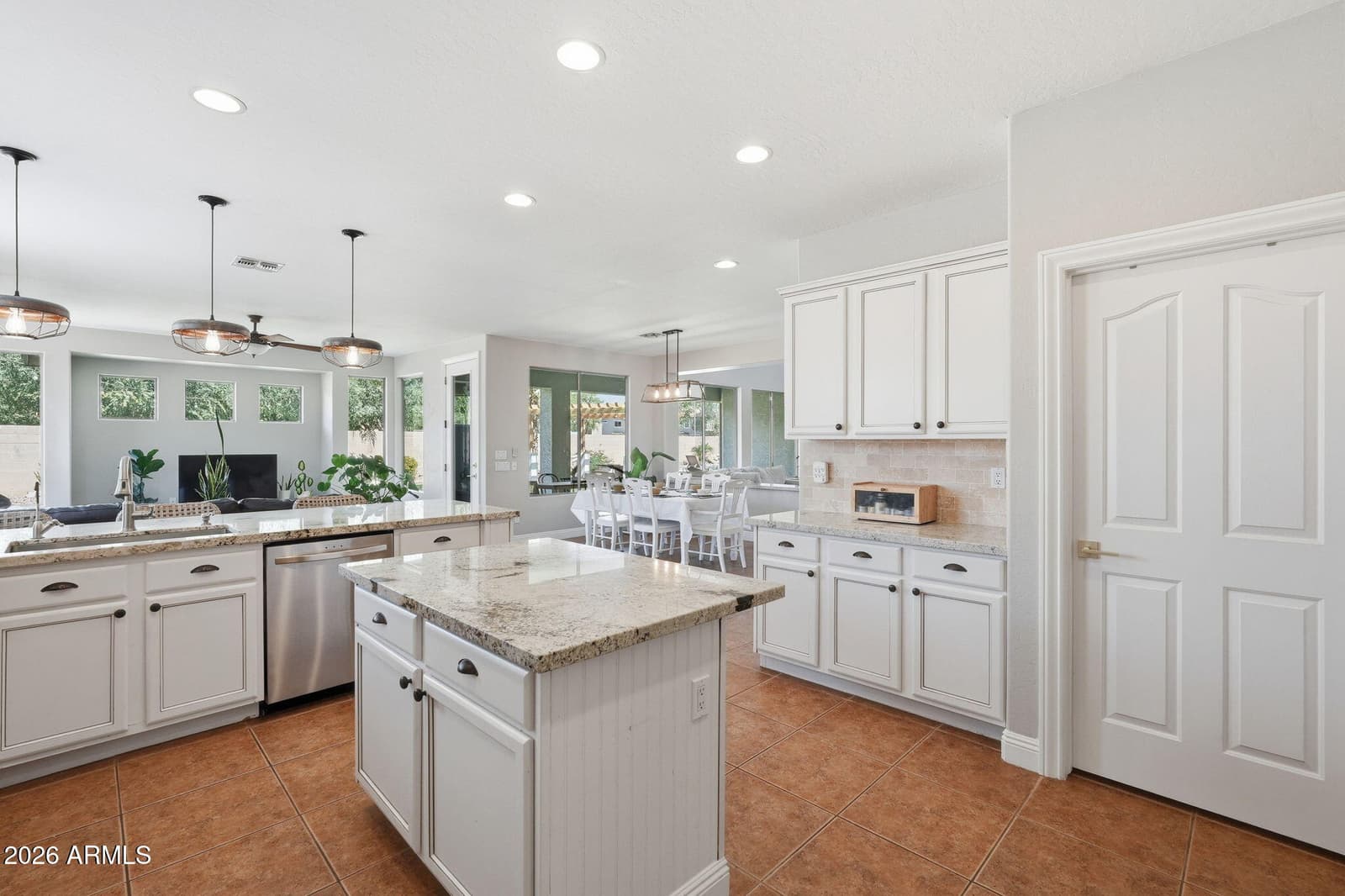 1961 S PHEASANT Drive, Gilbert, AZ 85295 — photo 10 of 60