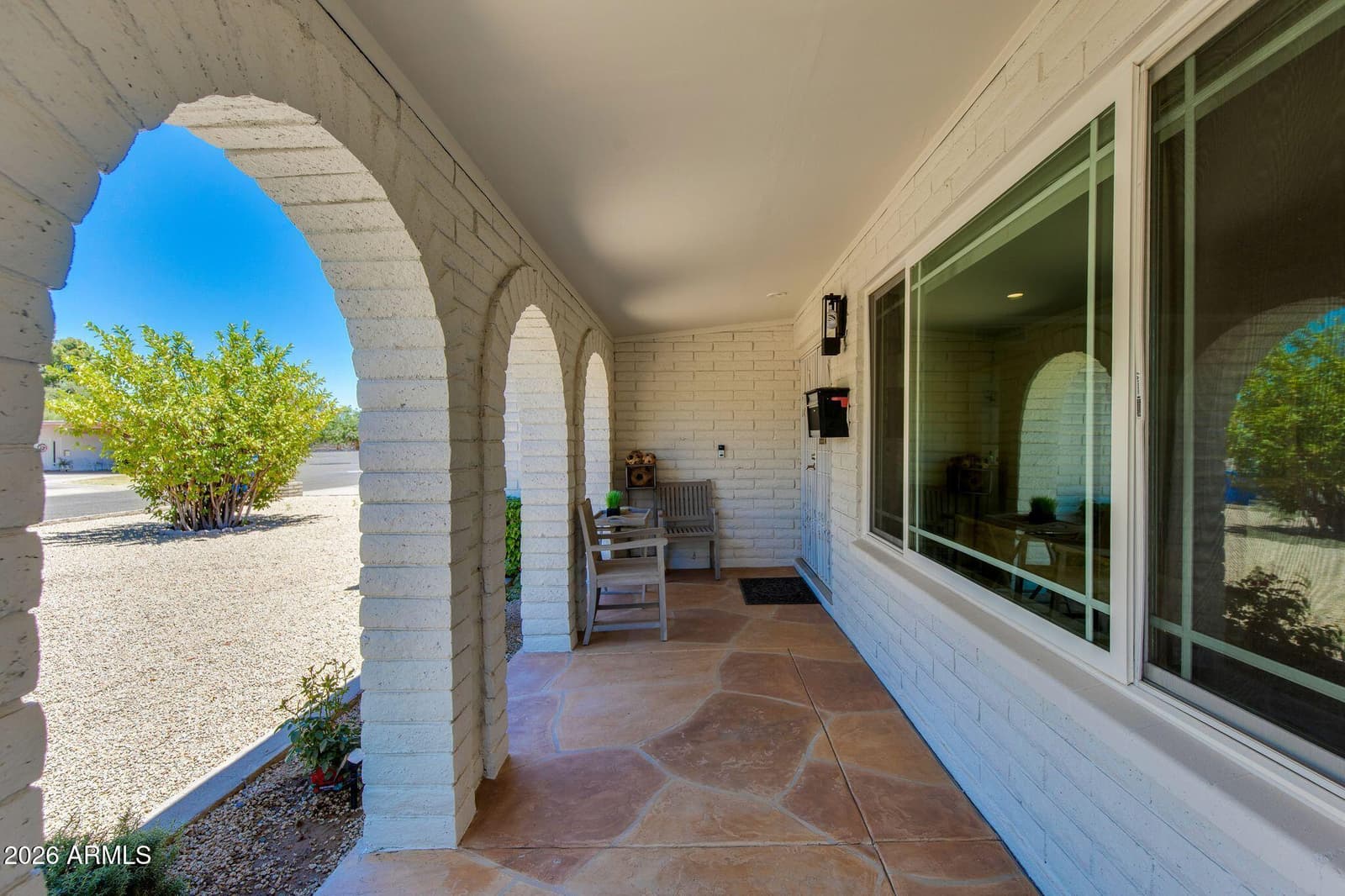 3351 E Desert Cove Avenue, Phoenix, AZ 85028 — photo 4 of 45