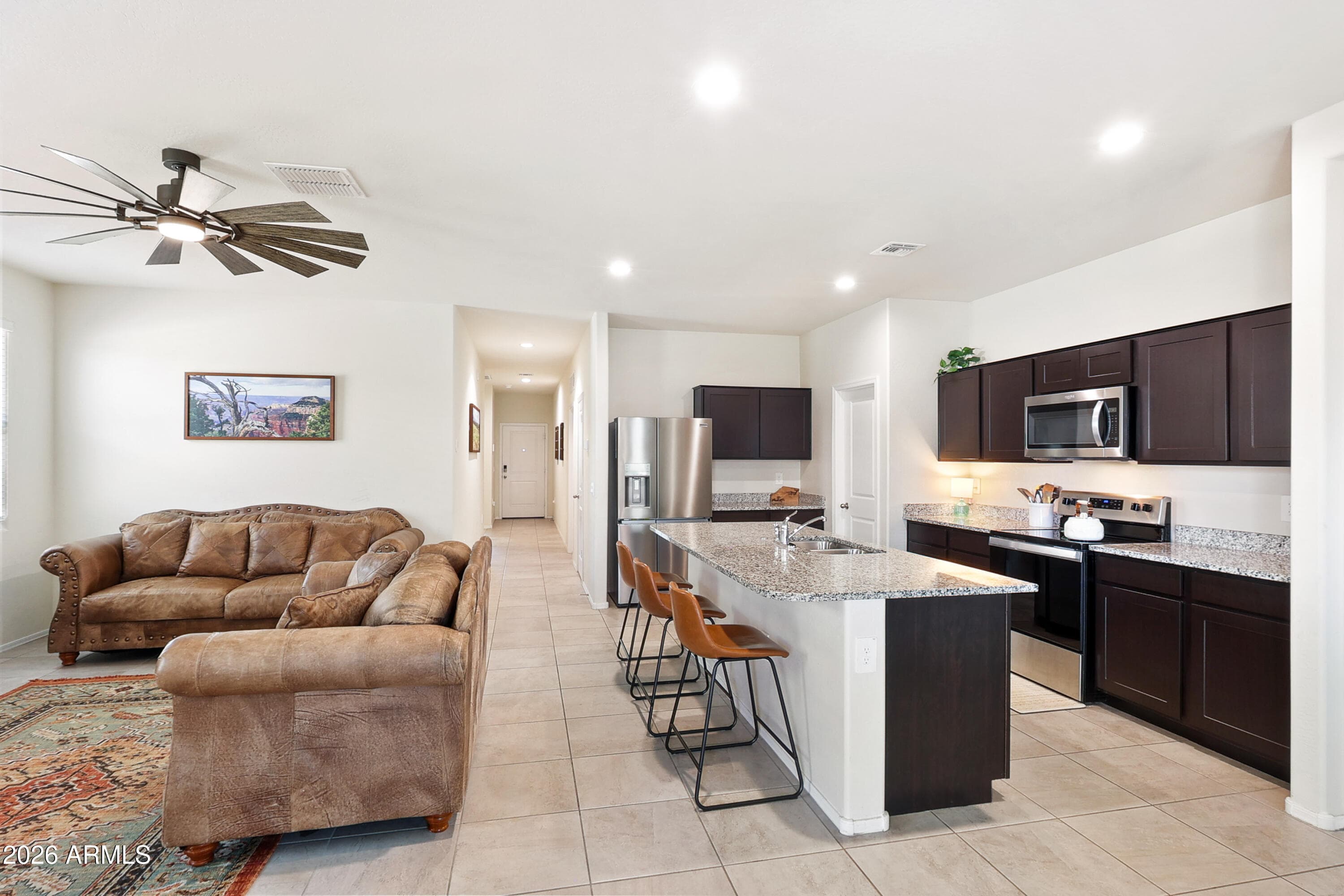 18570 W DESERT HOLLOW Drive, Wittmann, AZ 85361 — photo 10 of 25