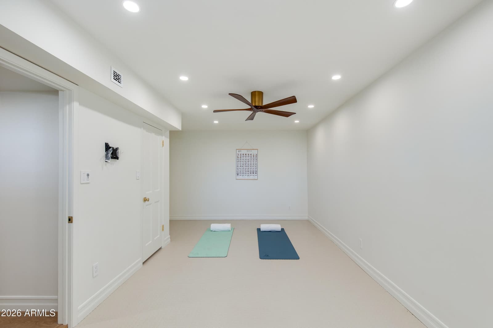 5654 E Mesquite Lane, Phoenix, AZ 85018 — photo 25 of 32