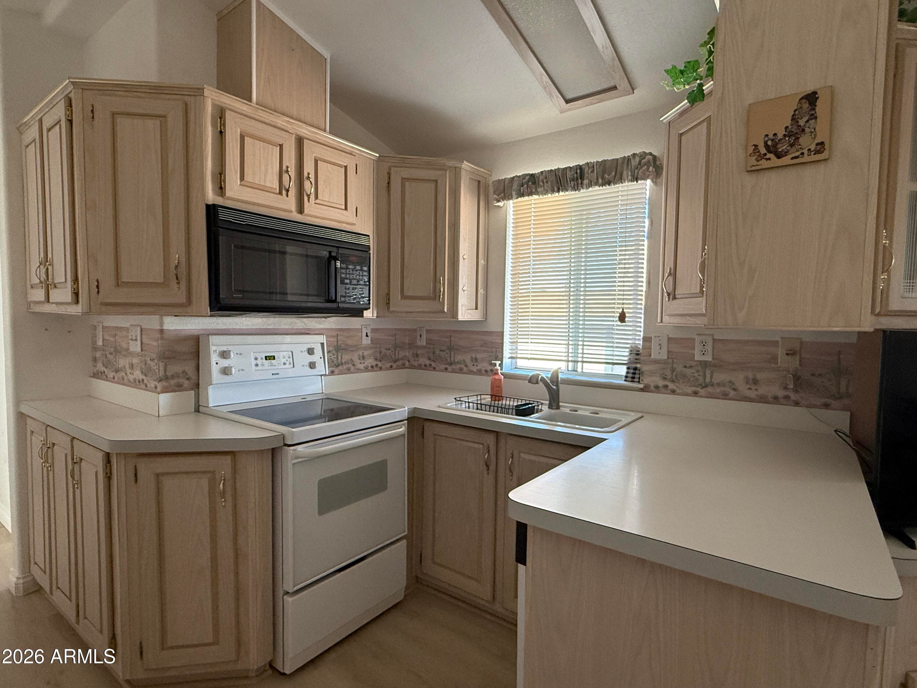 21340 W TRADING POST Trail, Congress, AZ 85332 — photo 5 of 34