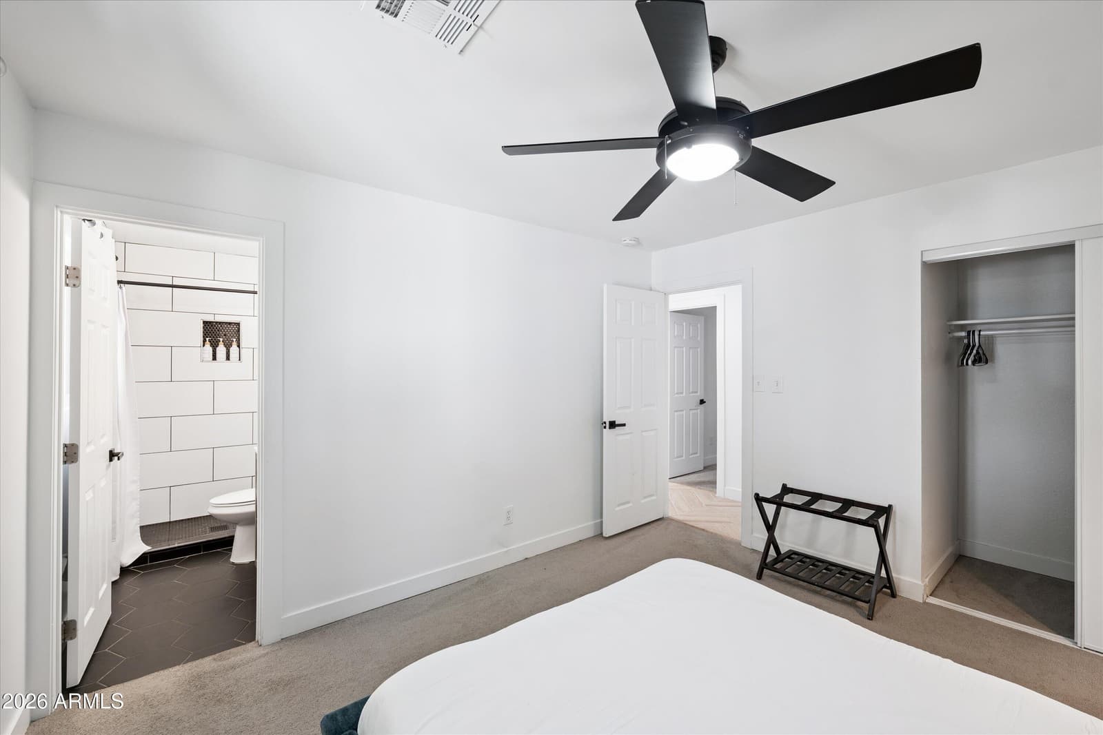 1720 W SUNNYSLOPE Lane, Phoenix, AZ 85021 — photo 31 of 54