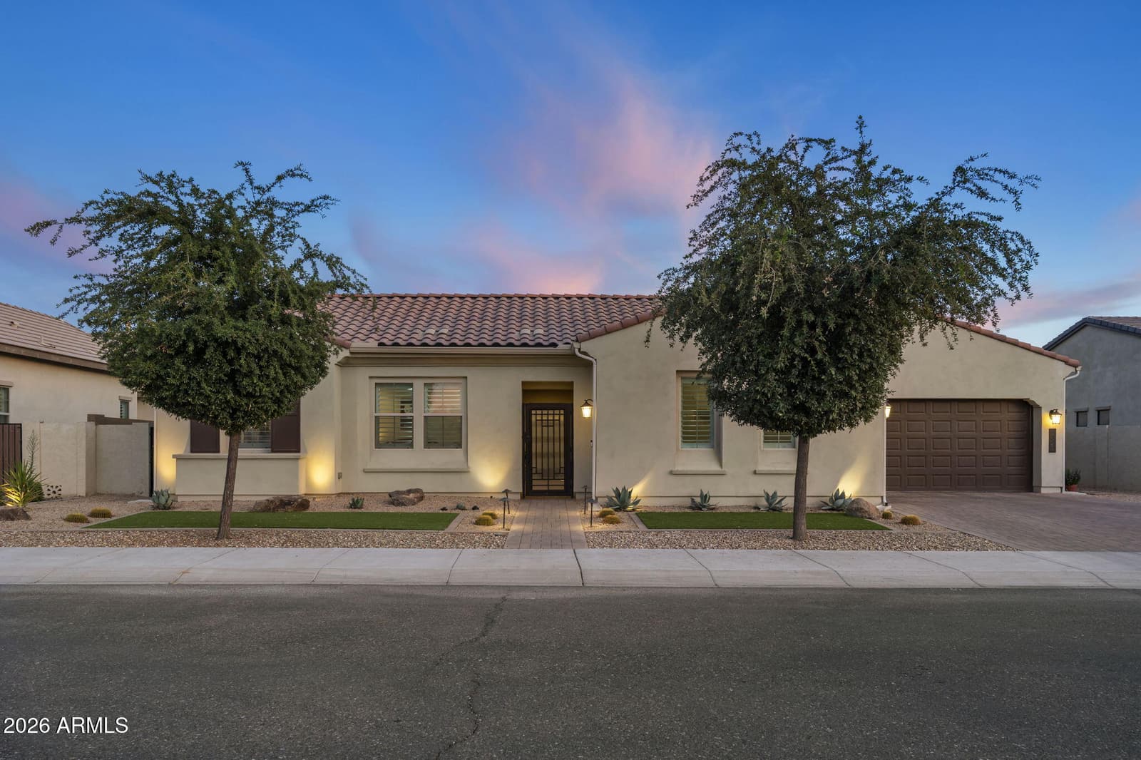 1823 E WATFORD Court, Gilbert, AZ 85298 — photo 1 of 39