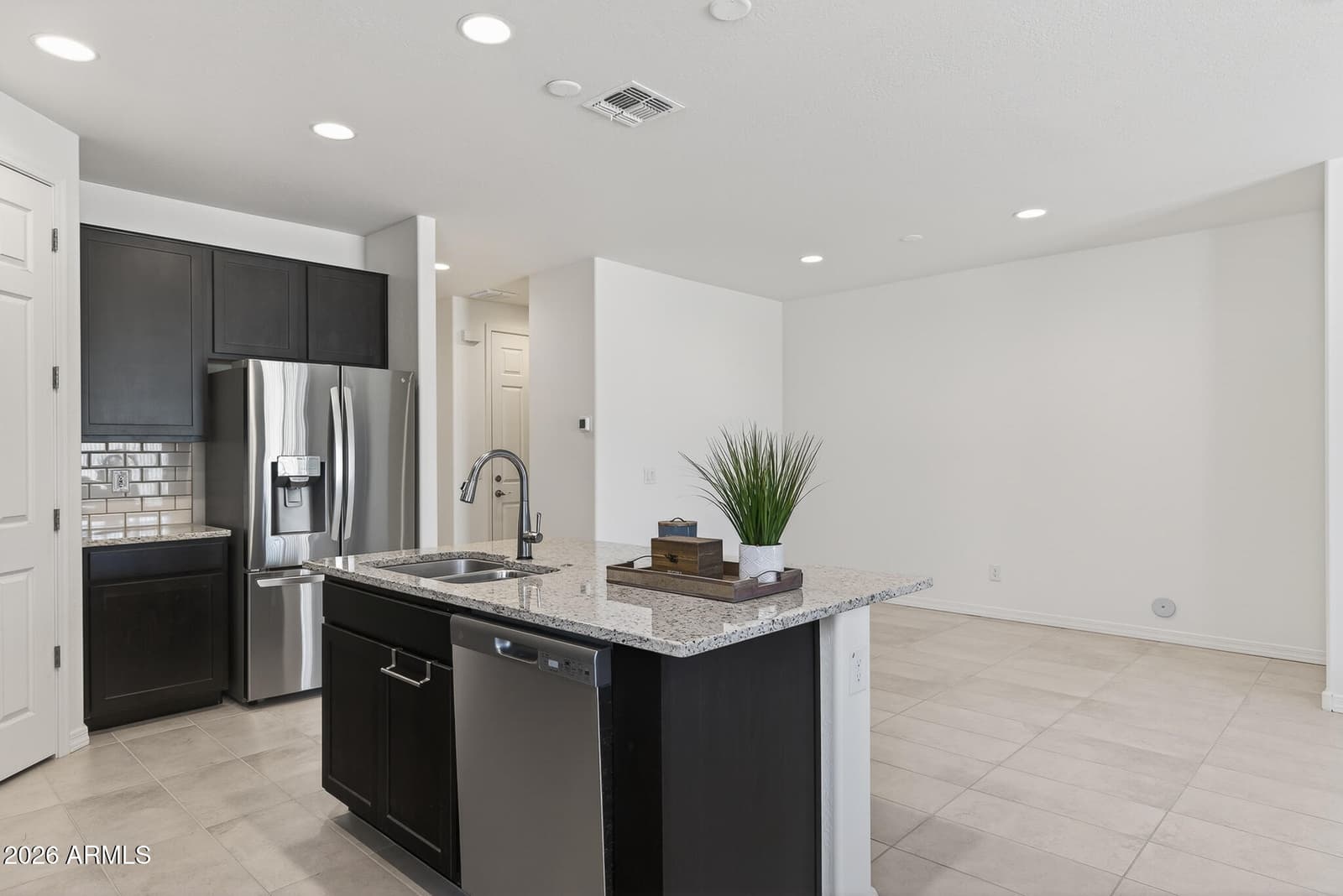 2040 N 210TH Avenue, Buckeye, AZ 85396 — photo 11 of 52