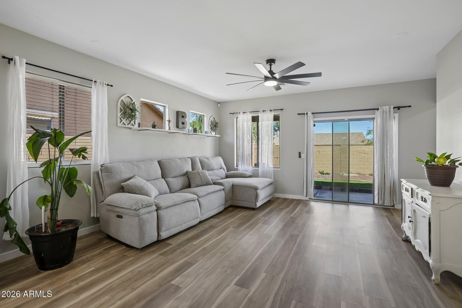 8931 W SAINT JOHN Road, Peoria, AZ 85382 — photo 11 of 26