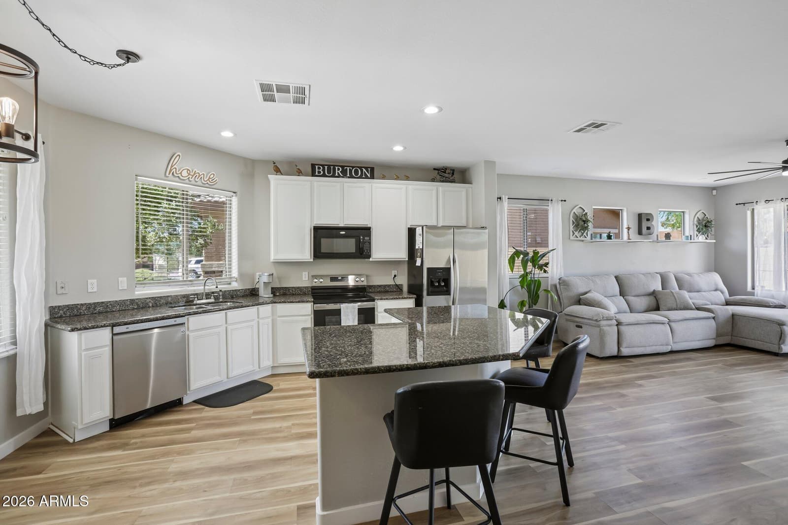 8931 W SAINT JOHN Road, Peoria, AZ 85382 — photo 4 of 26
