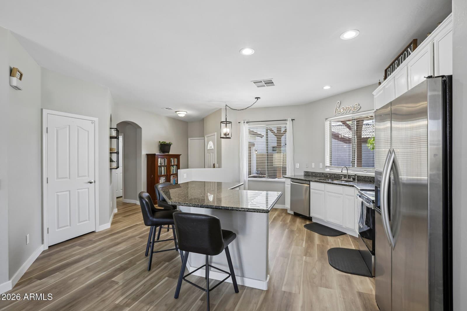 8931 W SAINT JOHN Road, Peoria, AZ 85382 — photo 8 of 26