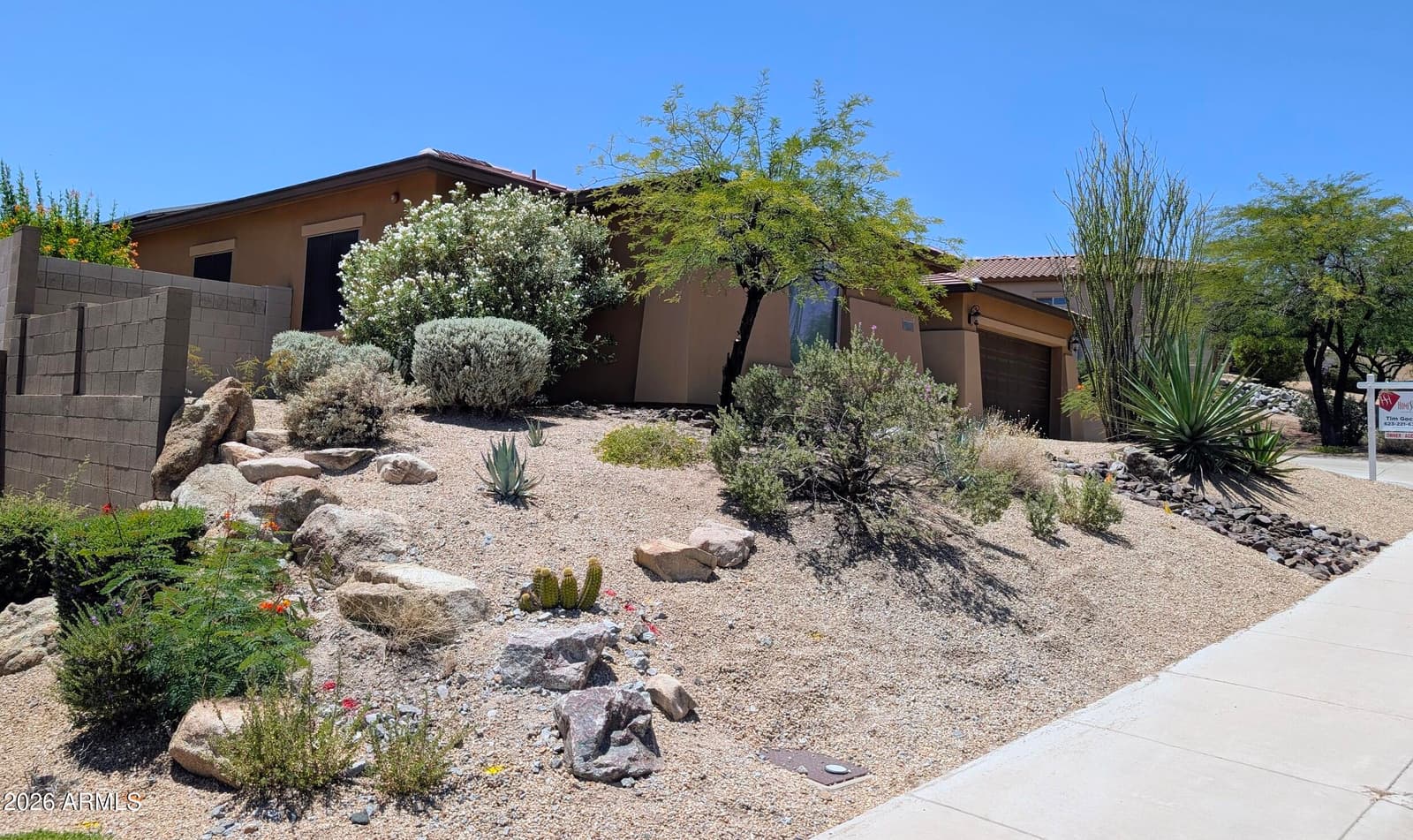 26650 N 86TH Drive, Peoria, AZ 85383 — photo 3 of 60