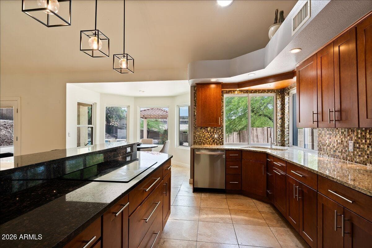 1221 E CLAIRE Drive, Phoenix, AZ 85022 — photo 19 of 52