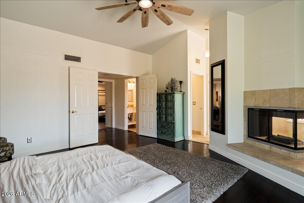 1221 E CLAIRE Drive, Phoenix, AZ 85022 — photo 38 of 52