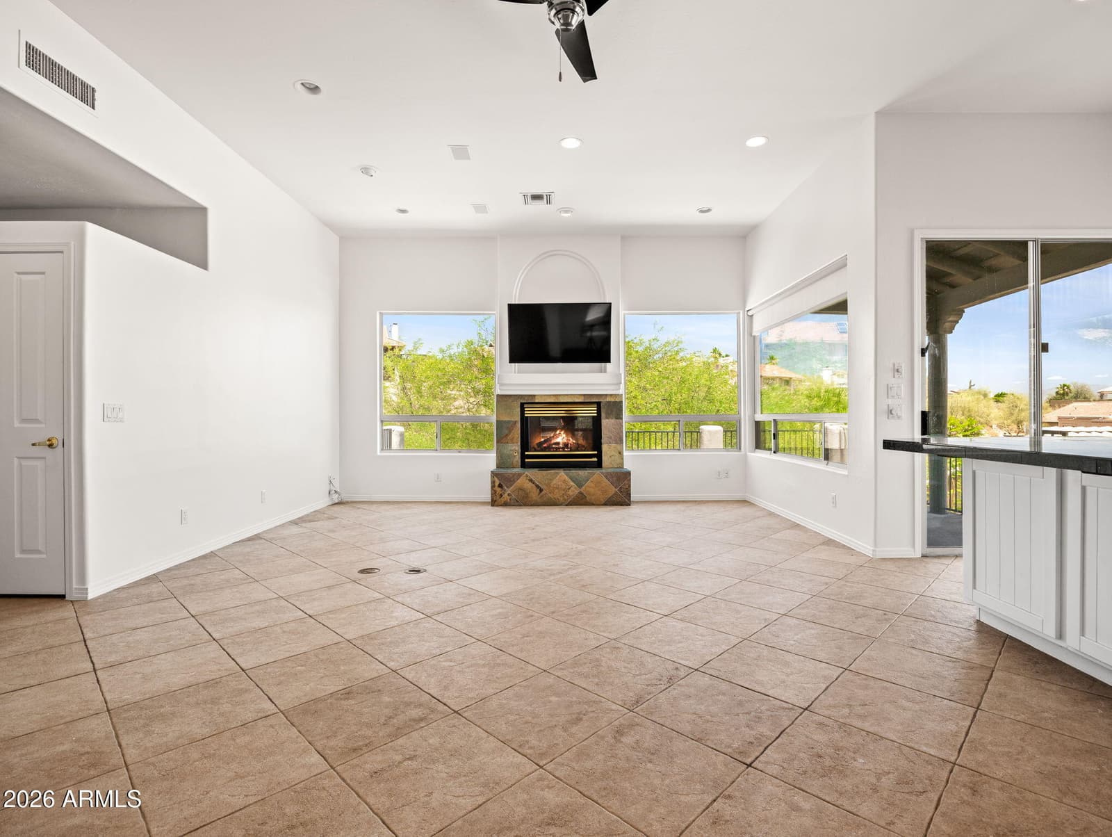 15848 E JERICHO Drive, Fountain Hills, AZ 85268 — photo 8 of 55