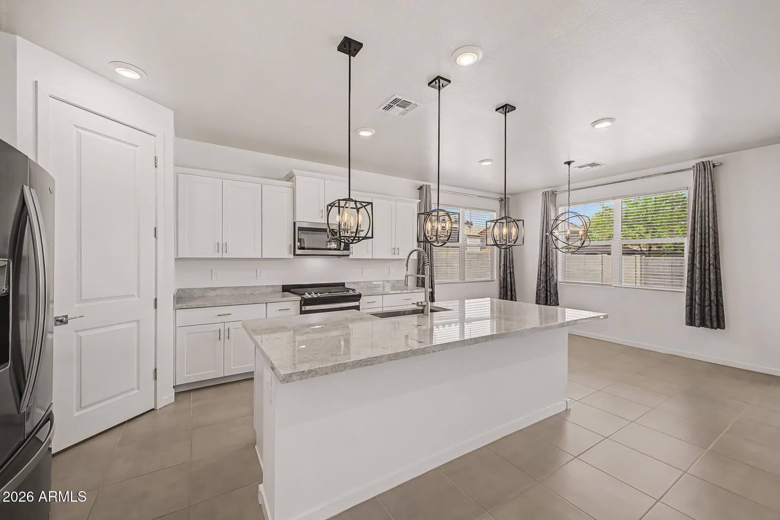 3564 E ALEXANDER Drive, San Tan Valley, AZ 85143 — photo 8 of 30