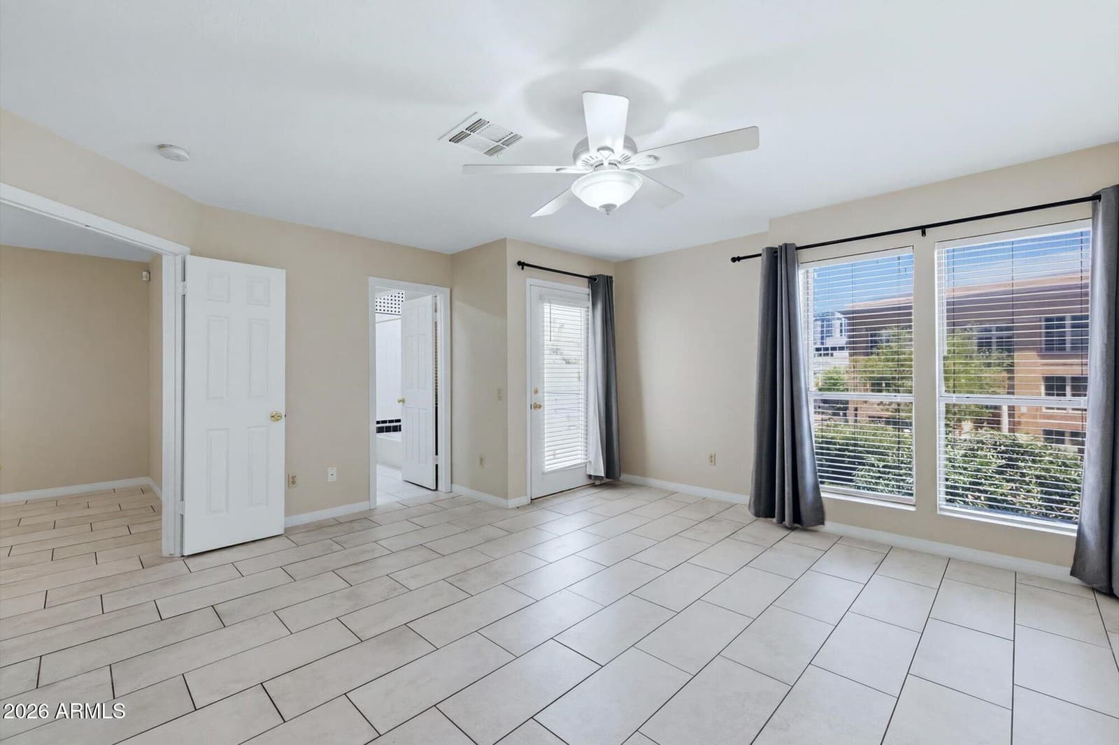 101 N 7TH Street 284, Phoenix, AZ 85034 — photo 14 of 26