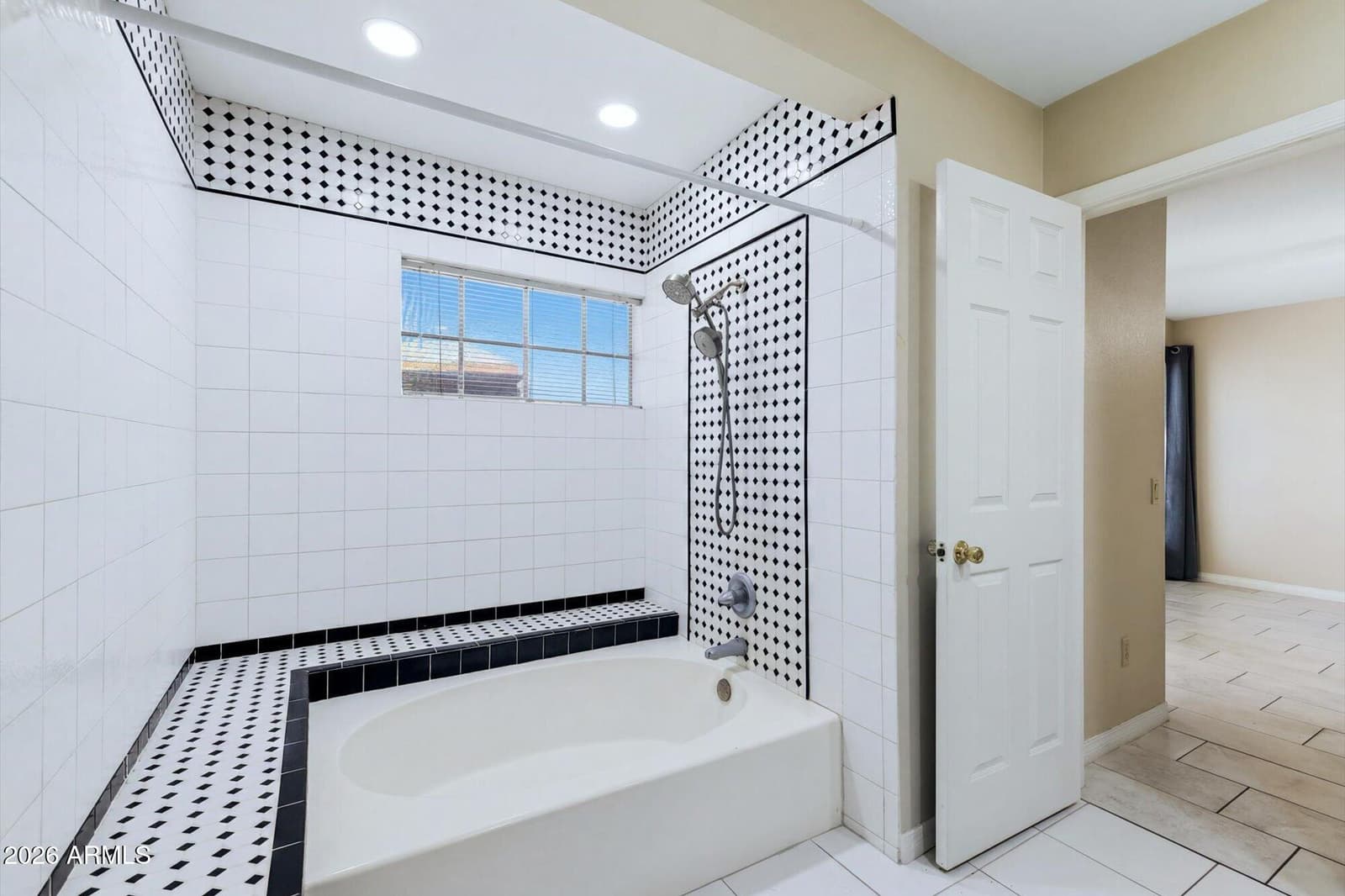101 N 7TH Street 284, Phoenix, AZ 85034 — photo 17 of 26