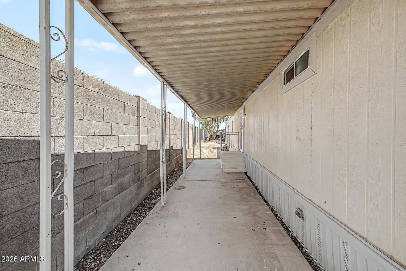 1221 N DYSART Road 27, Avondale, AZ 85323 — photo 3 of 28