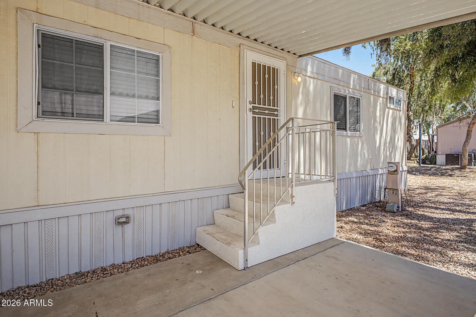 1221 N DYSART Road 27, Avondale, AZ 85323 — photo 5 of 28