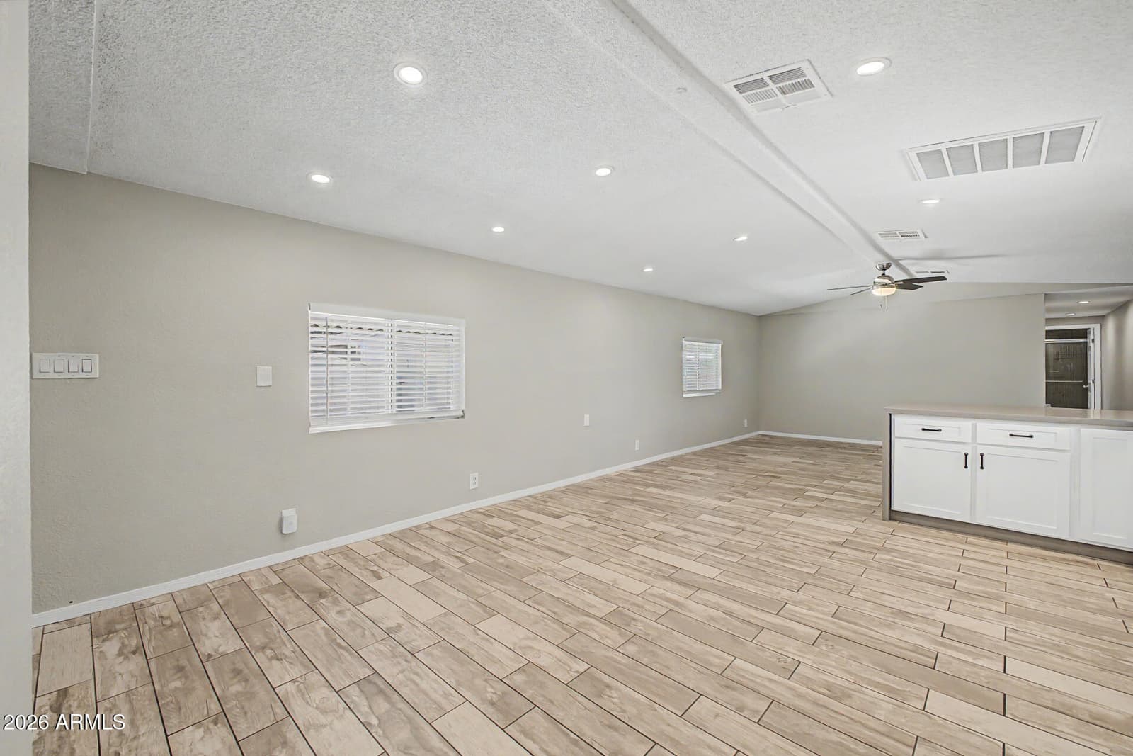 1221 N DYSART Road 27, Avondale, AZ 85323 — photo 13 of 28