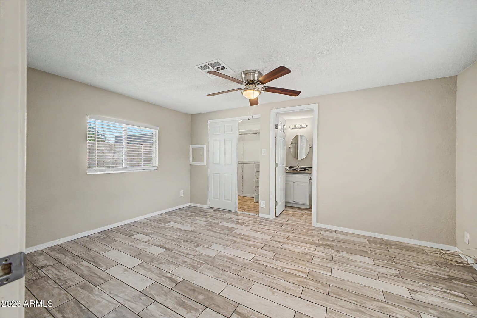 1221 N DYSART Road 27, Avondale, AZ 85323 — photo 15 of 28