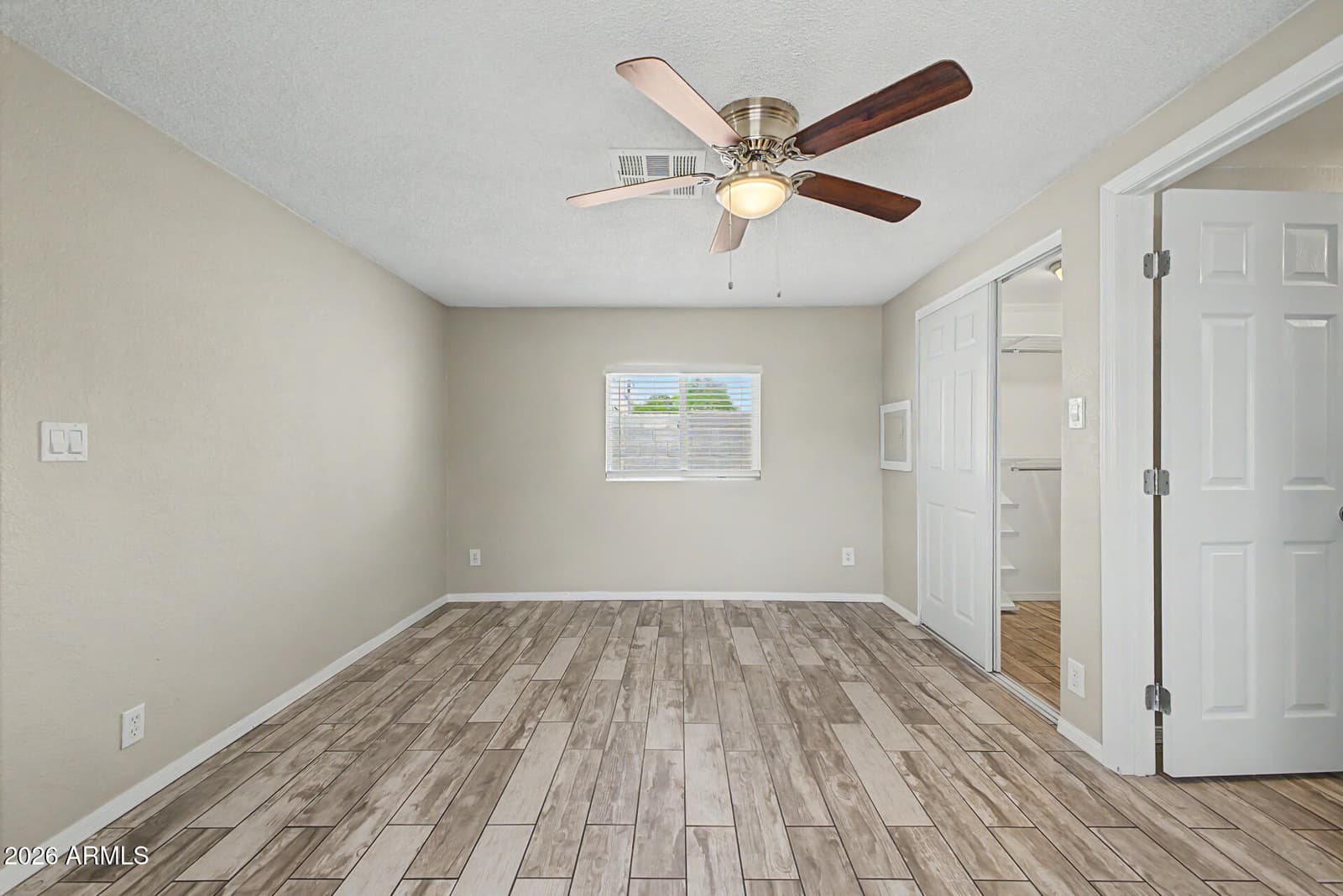 1221 N DYSART Road 27, Avondale, AZ 85323 — photo 16 of 28