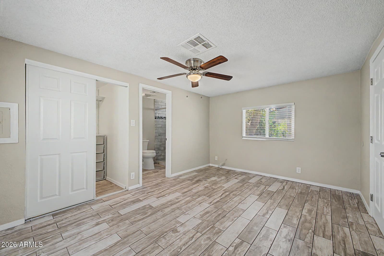 1221 N DYSART Road 27, Avondale, AZ 85323 — photo 17 of 28