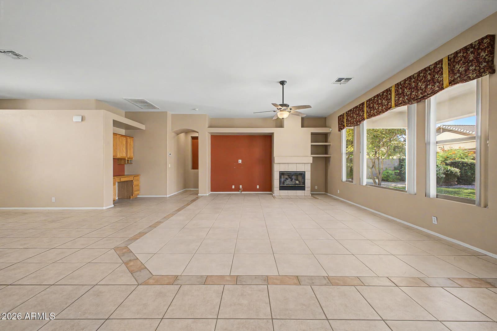 7990 W YUKON Drive, Peoria, AZ 85382 — photo 6 of 33