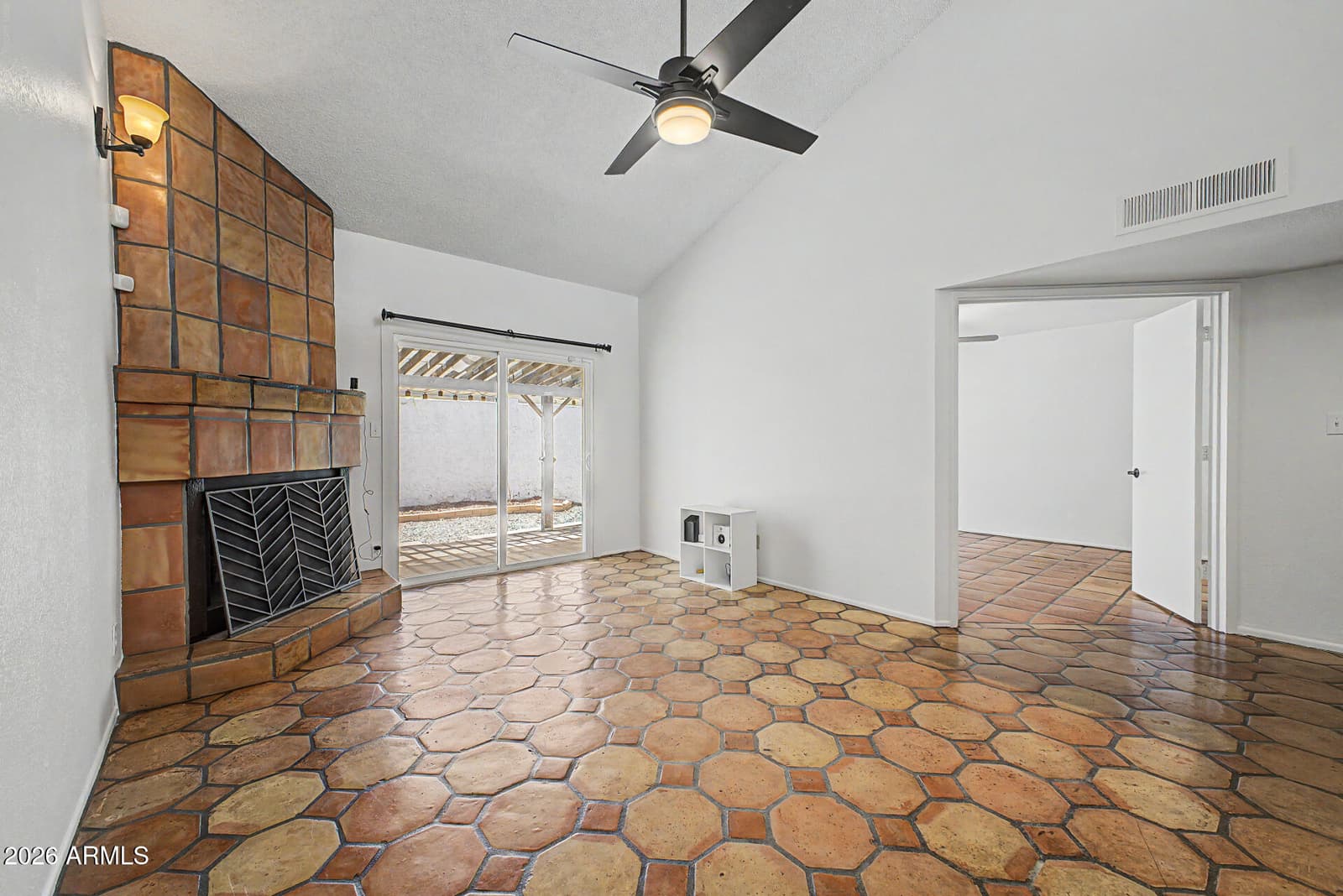 4721 W EVA Street, Glendale, AZ 85302 — photo 5 of 28