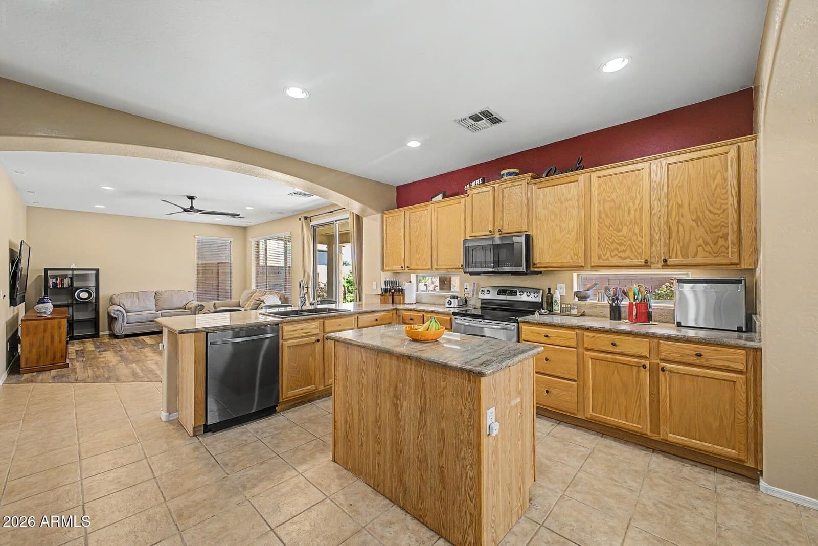 91 W ROADRUNNER Drive, Chandler, AZ 85286 — photo 11 of 51