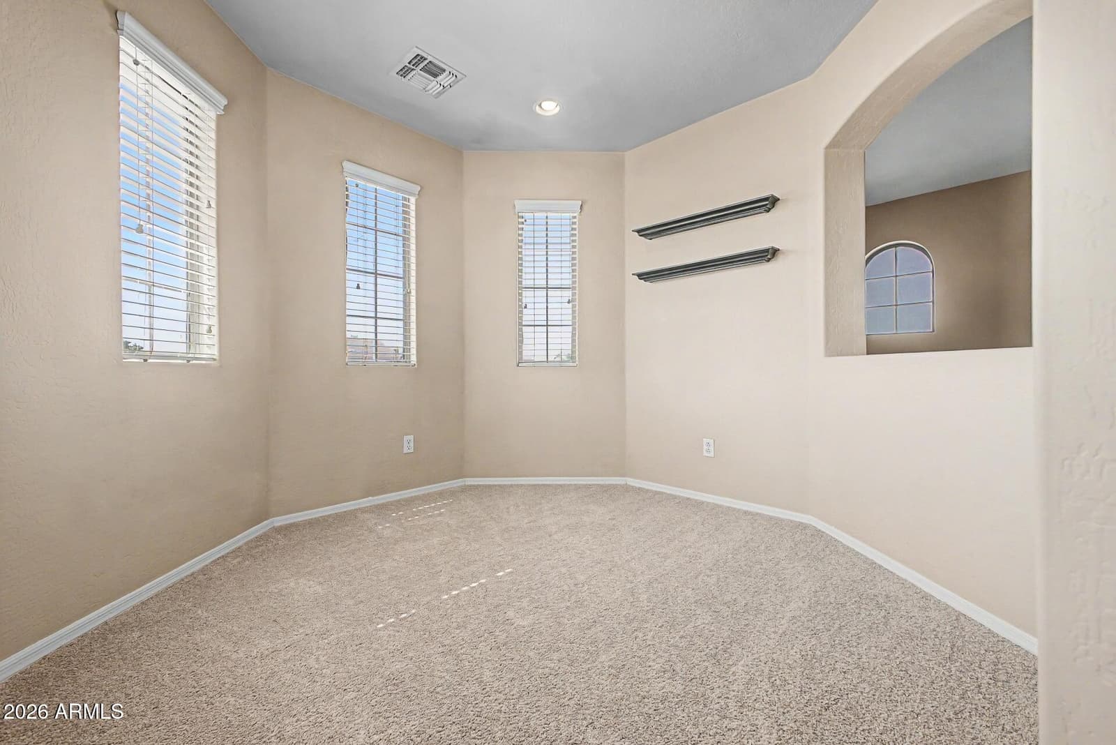 91 W ROADRUNNER Drive, Chandler, AZ 85286 — photo 34 of 51