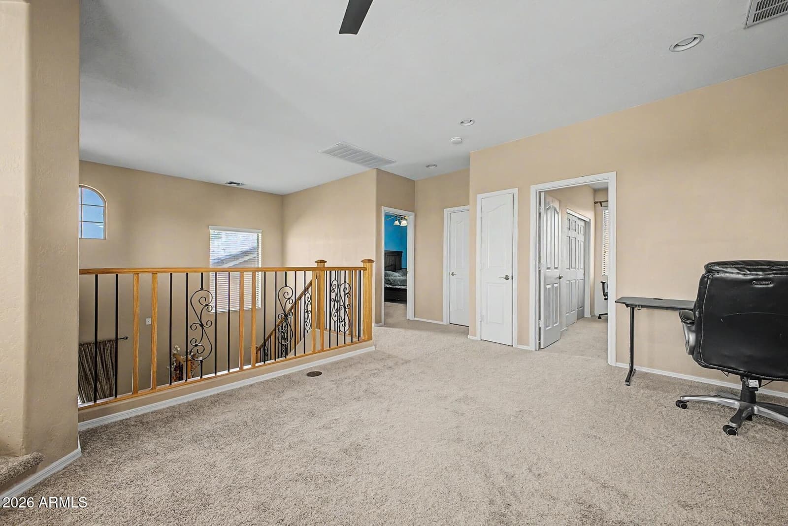 91 W ROADRUNNER Drive, Chandler, AZ 85286 — photo 7 of 51