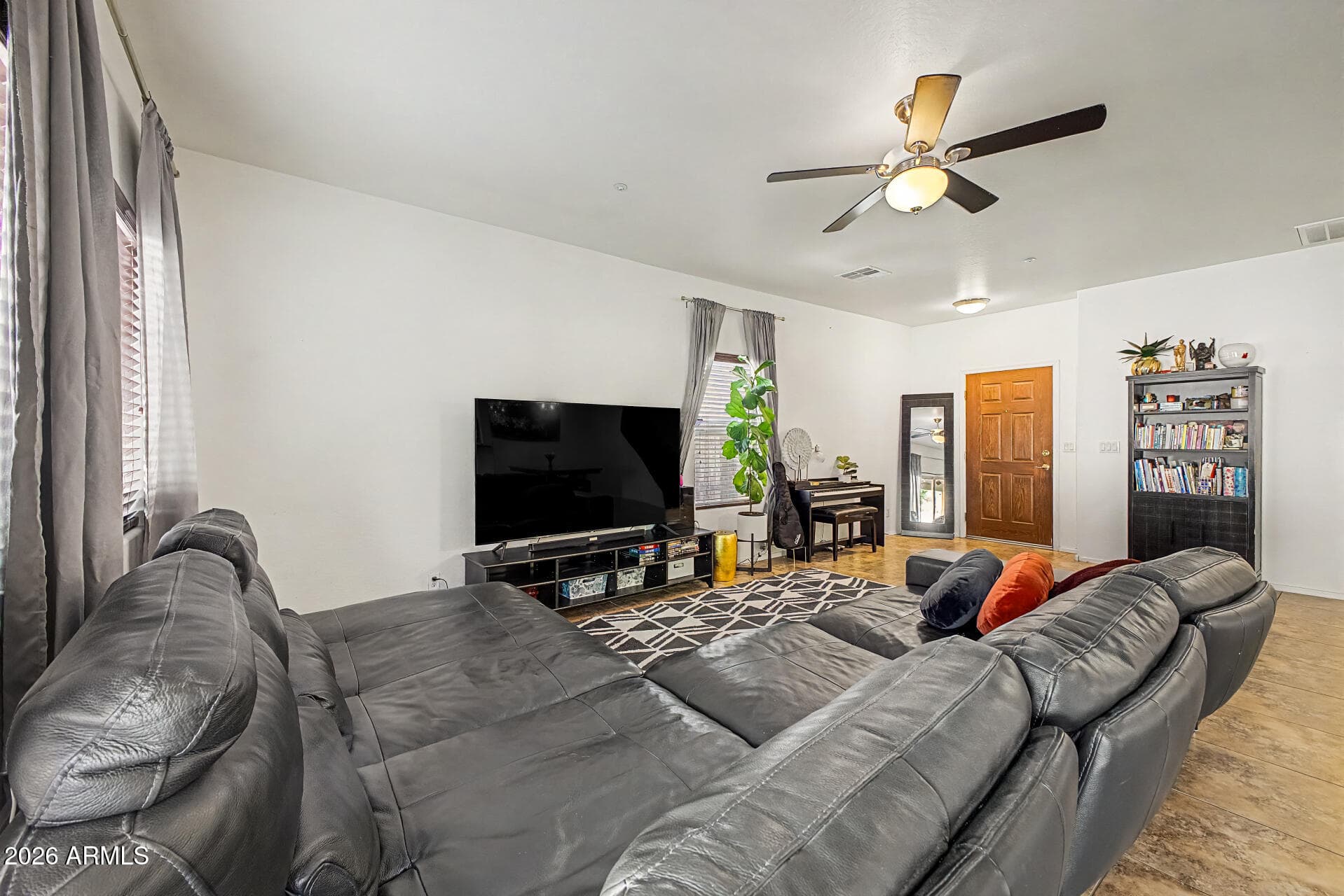 13381 N 87TH Lane, Peoria, AZ 85381 — photo 11 of 43
