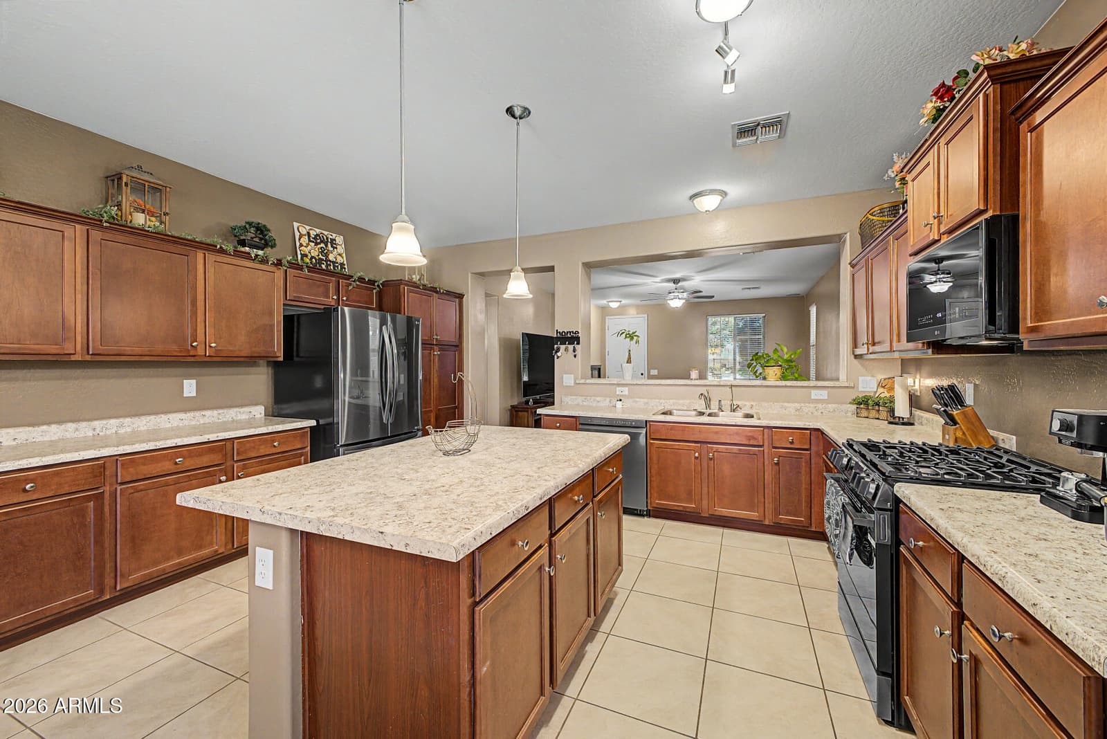 42050 W RAMONA Street, Maricopa, AZ 85138 — photo 18 of 59