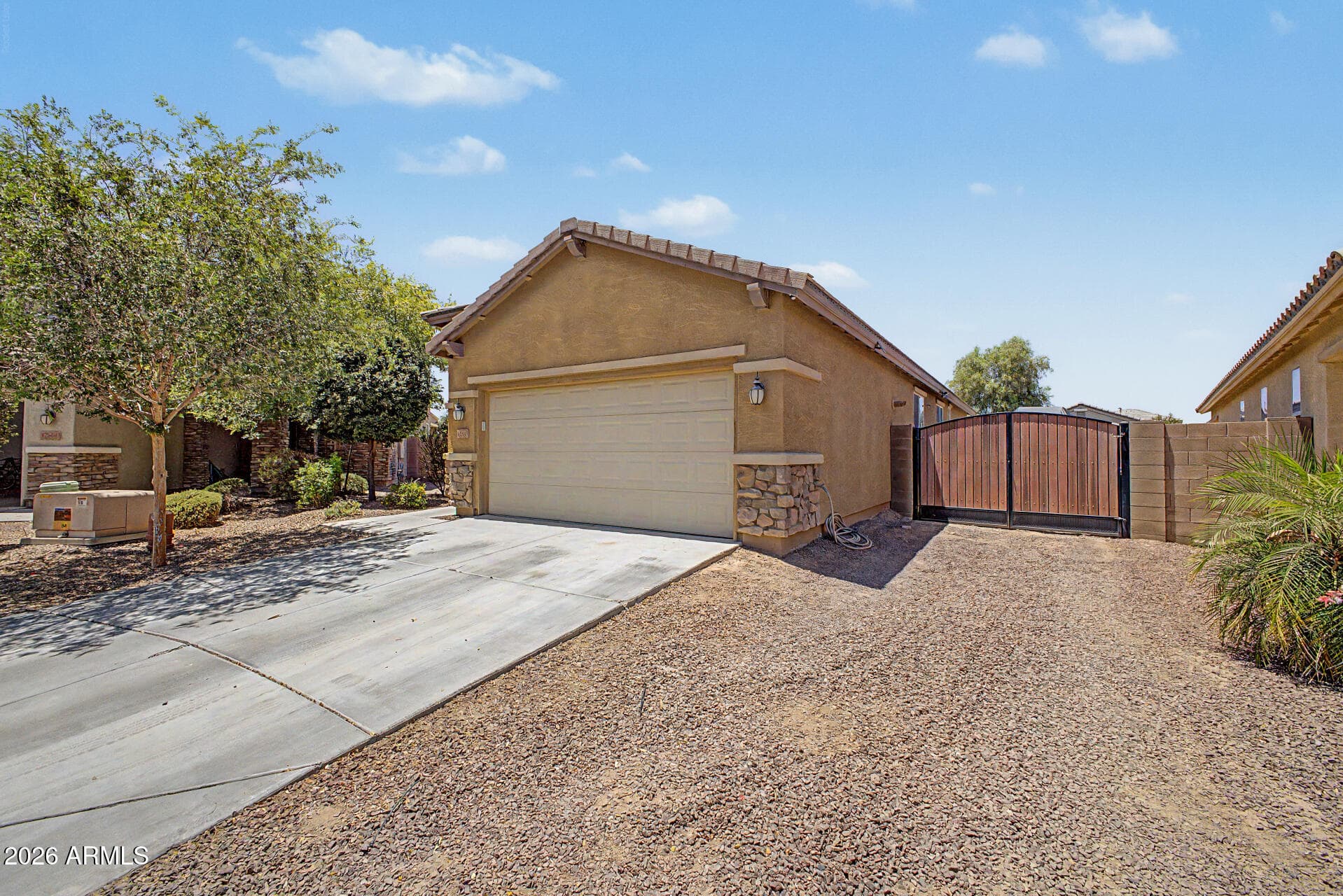 42050 W RAMONA Street, Maricopa, AZ 85138 — photo 6 of 59