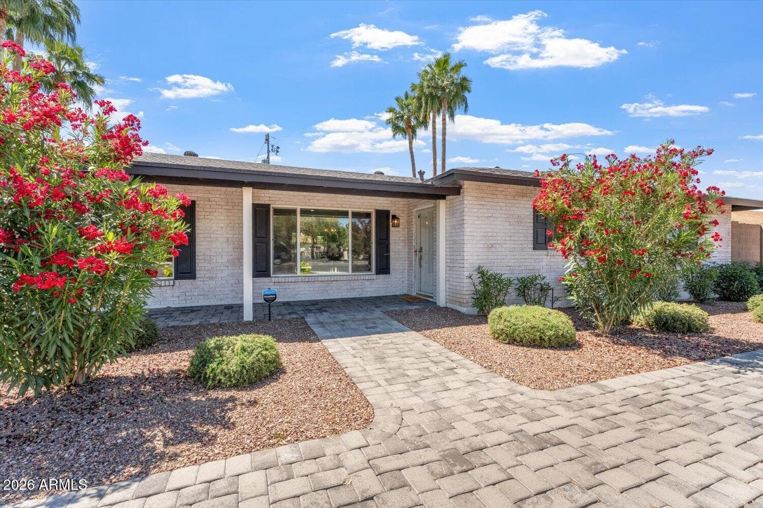 735 E NORTHERN Avenue, Phoenix, AZ 85020 — photo 40 of 41