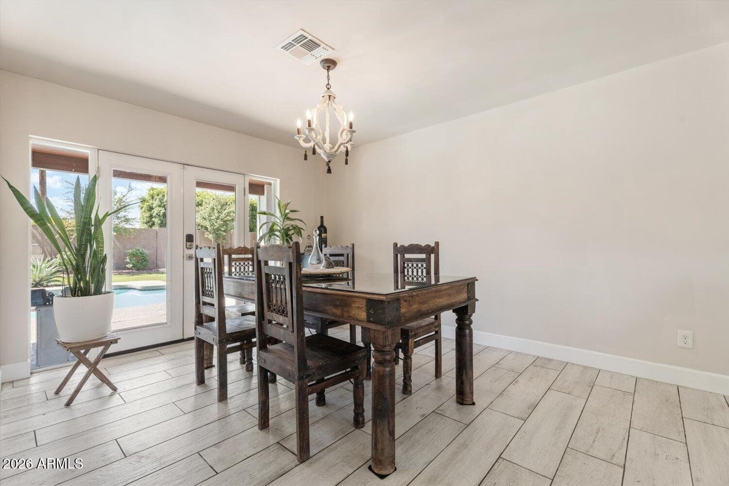 735 E NORTHERN Avenue, Phoenix, AZ 85020 — photo 11 of 41