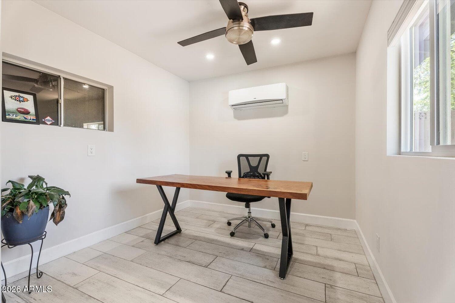 735 E NORTHERN Avenue, Phoenix, AZ 85020 — photo 15 of 41