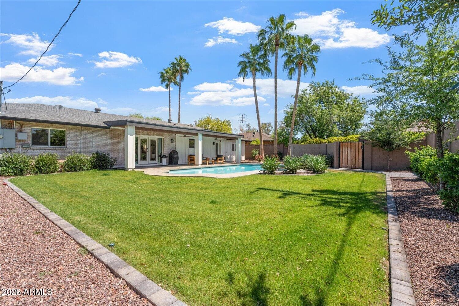 735 E NORTHERN Avenue, Phoenix, AZ 85020 — photo 26 of 41