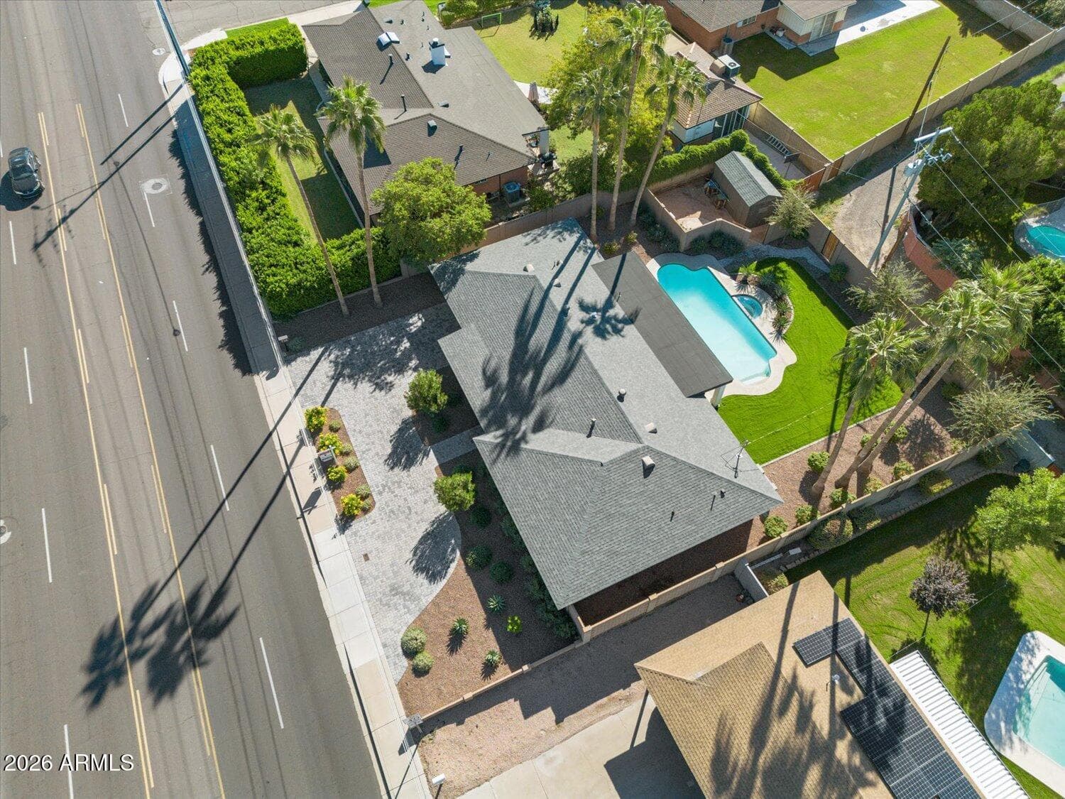 735 E NORTHERN Avenue, Phoenix, AZ 85020 — photo 31 of 41