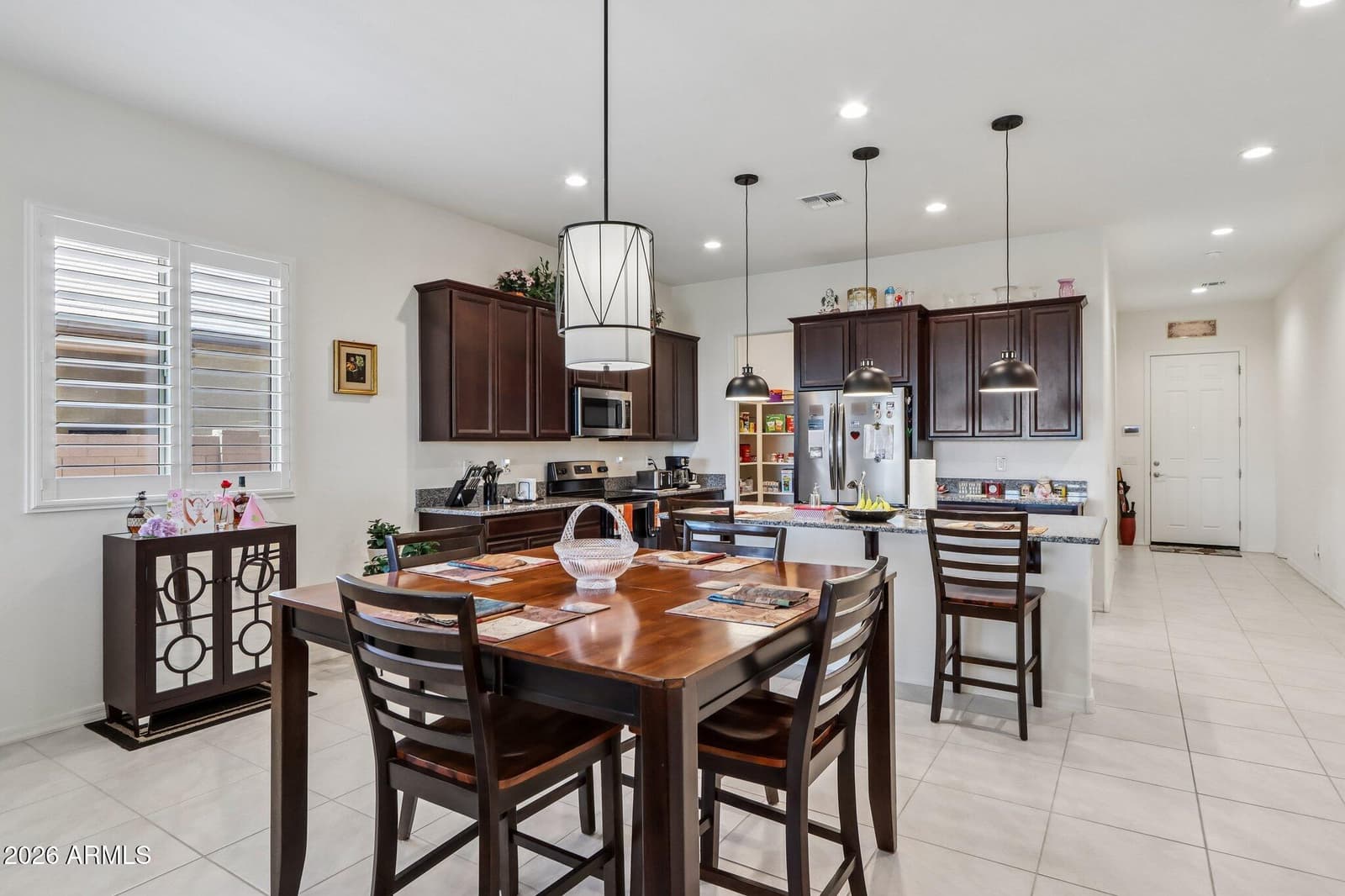 6601 N 127TH Drive, Glendale, AZ 85307 — photo 8 of 38