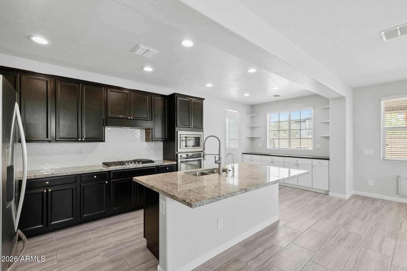 130 N BAY Drive, Gilbert, AZ 85233 — photo 20 of 71