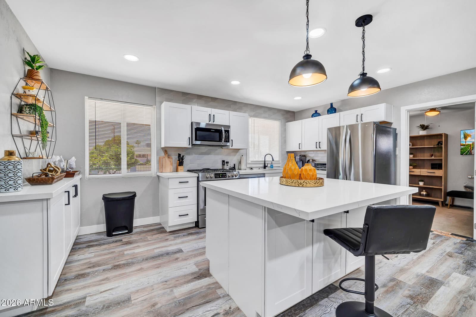 1214 W Highland Avenue, Phoenix, AZ 85013 — photo 8 of 52