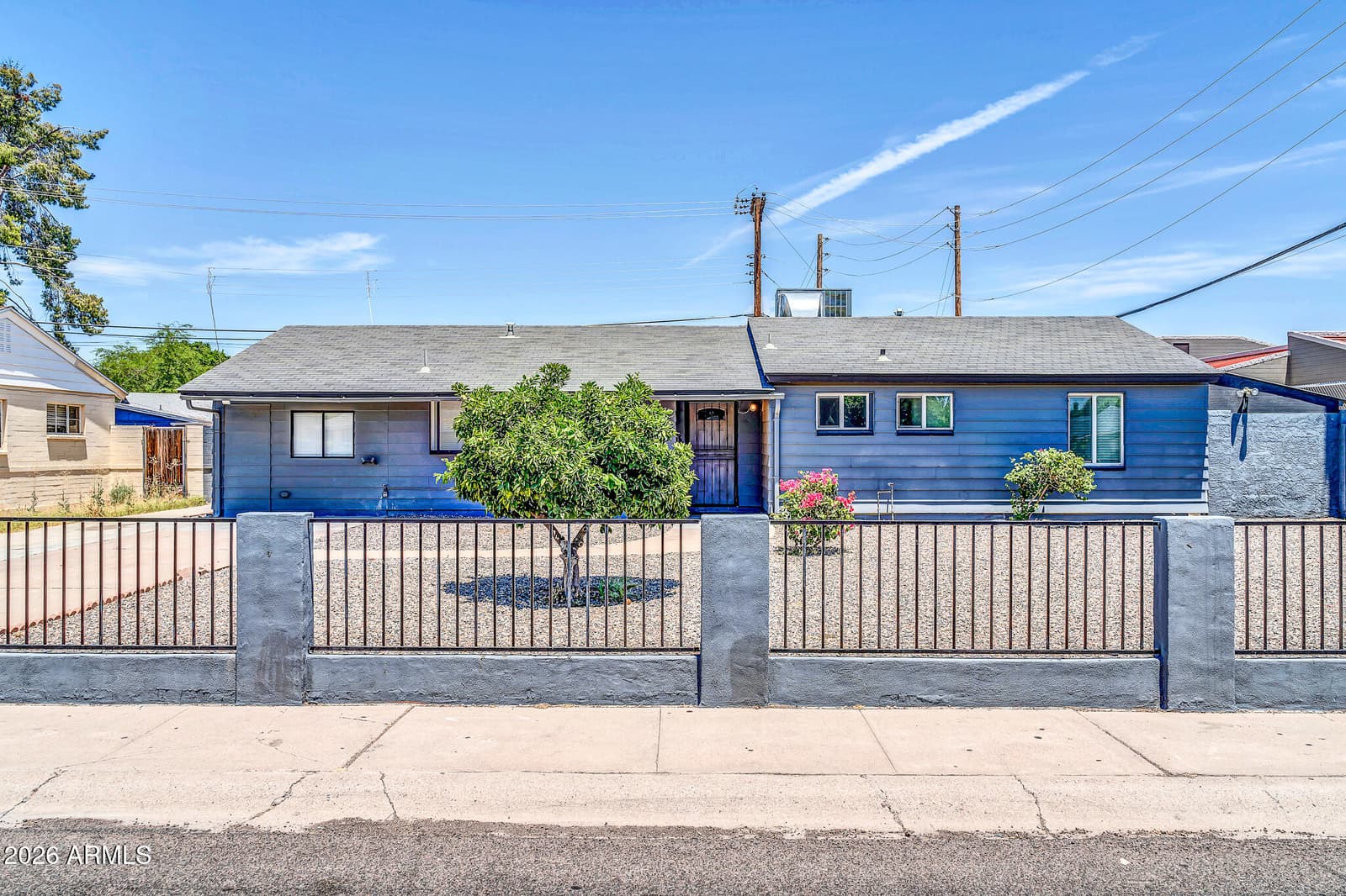 1214 W Highland Avenue, Phoenix, AZ 85013 — photo 1 of 52