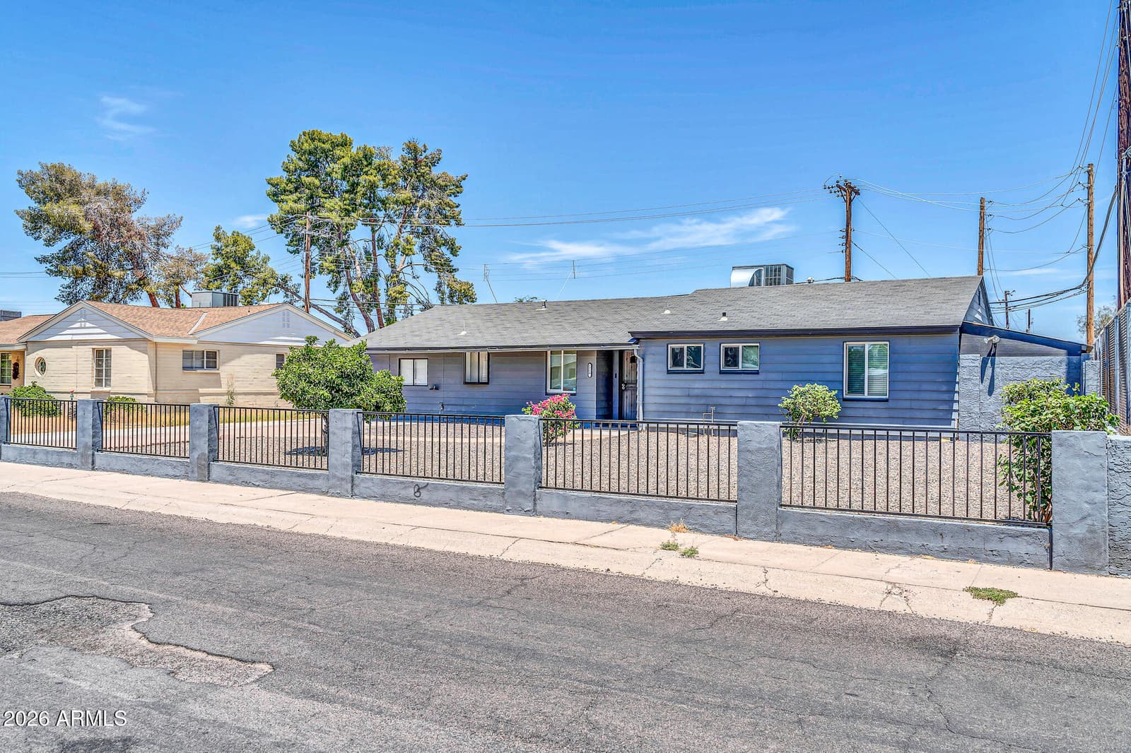 1214 W Highland Avenue, Phoenix, AZ 85013 — photo 2 of 52