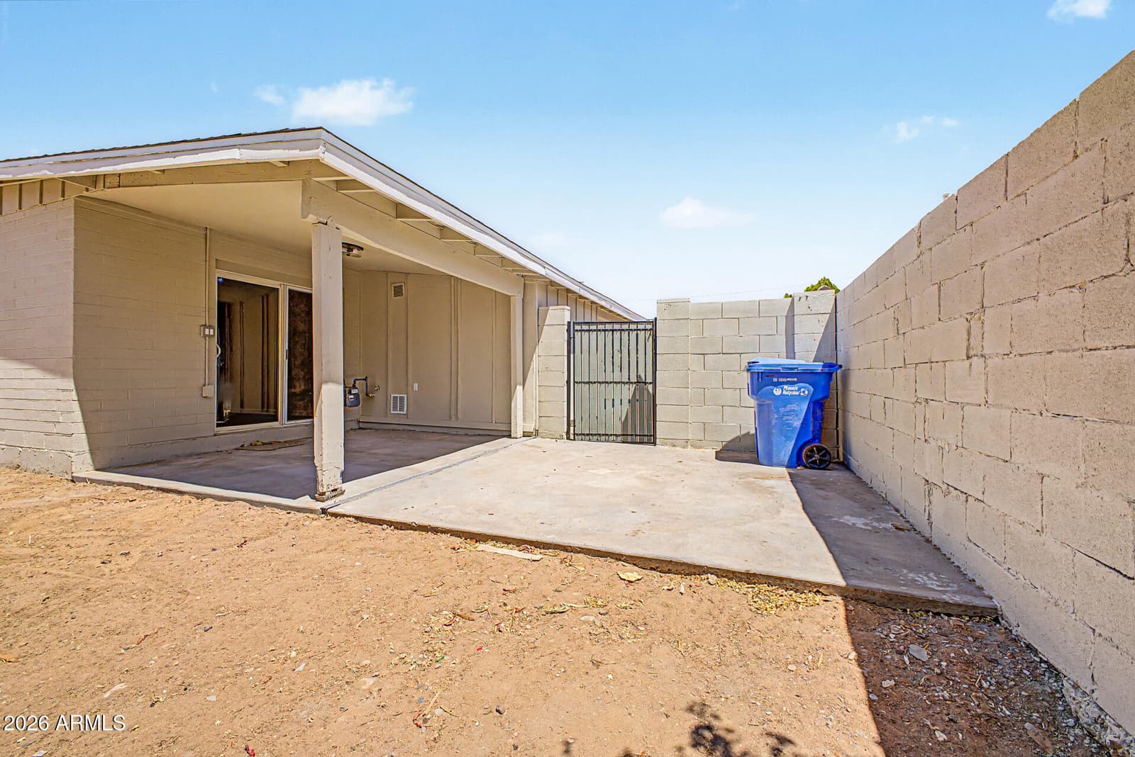 2113 W LUPINE Avenue, Phoenix, AZ 85029 — photo 9 of 24